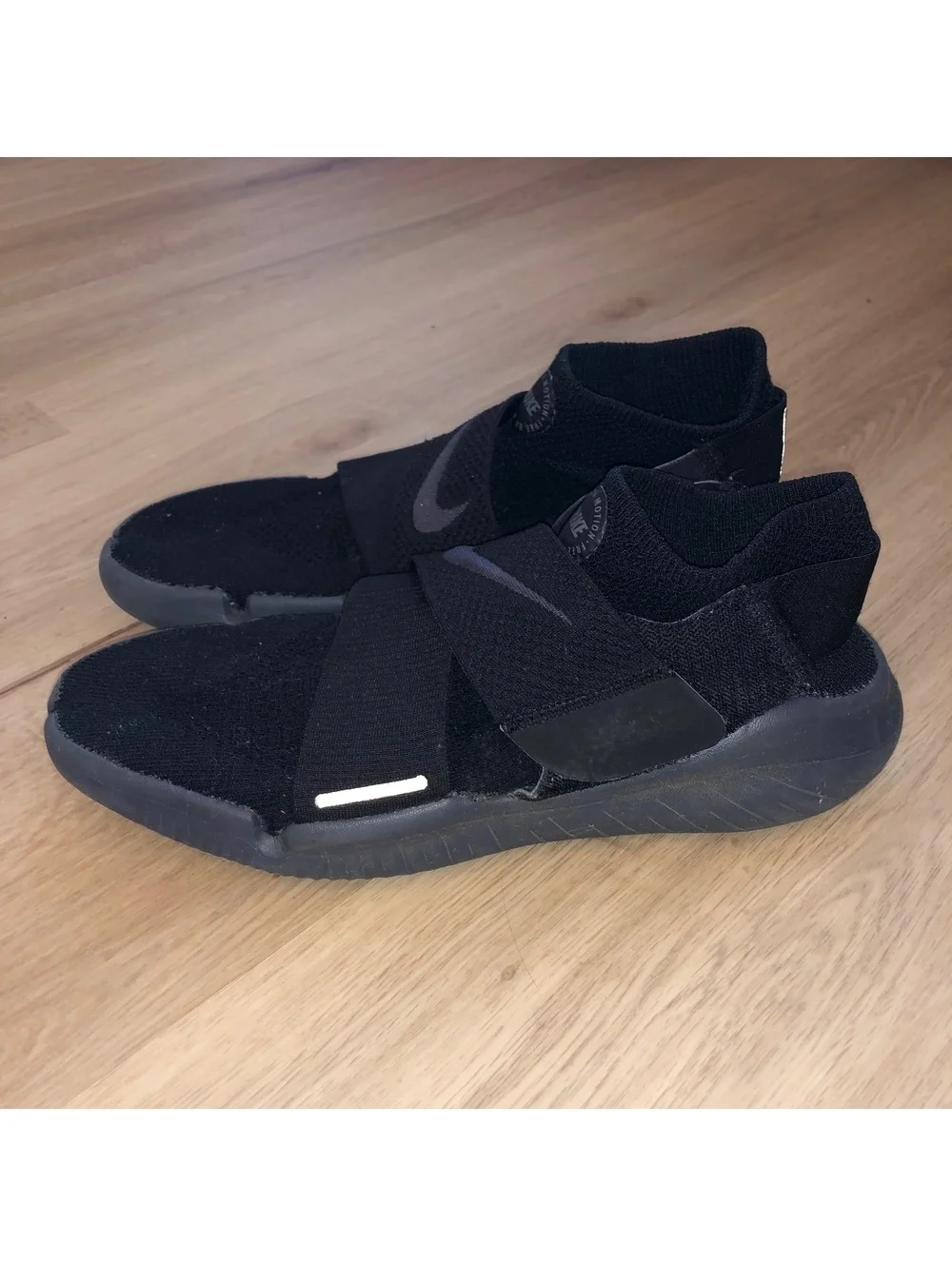 NIKE FREE RN RUN MOTION FLYKNIT TRIPLE BLACK RUNNING SNEAKERS 2018 MENS SIZE 13
